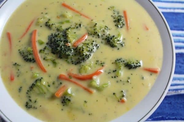 Old Fashioned Broccoli Cheese Soup – Must Love Home