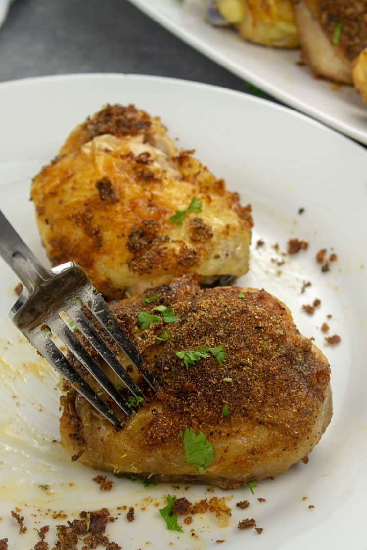 Crispy Oven Baked Chicken Thighs Recipe – Must Love Home