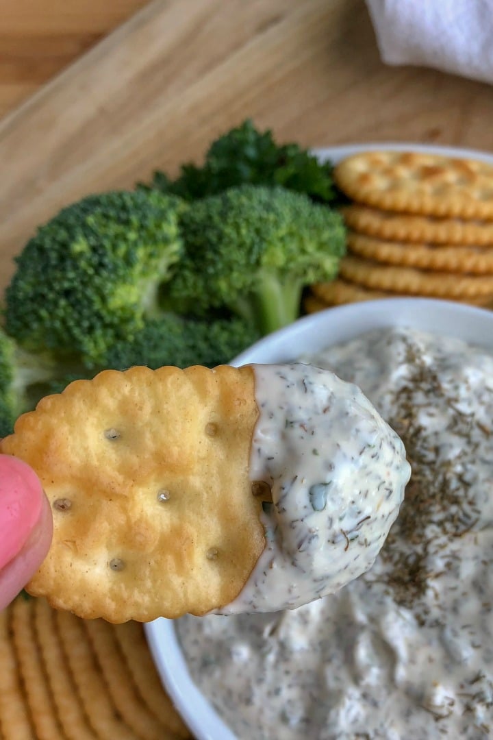 Easy Creamy Dill Dip Recipe – Must Love Home