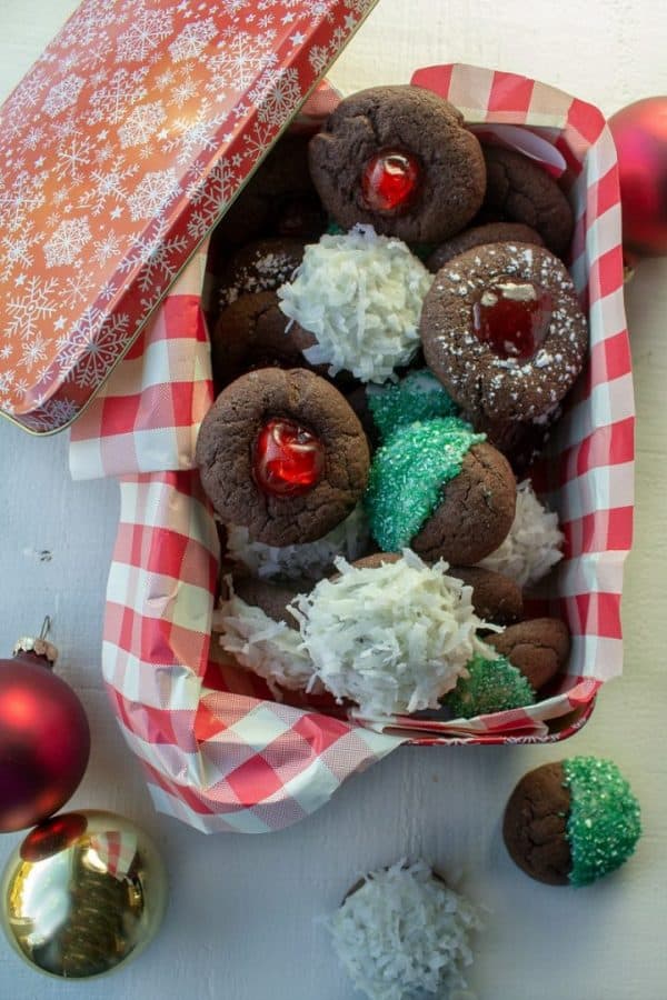 Easy Cake Mix Christmas Cookies – Must Love Home
