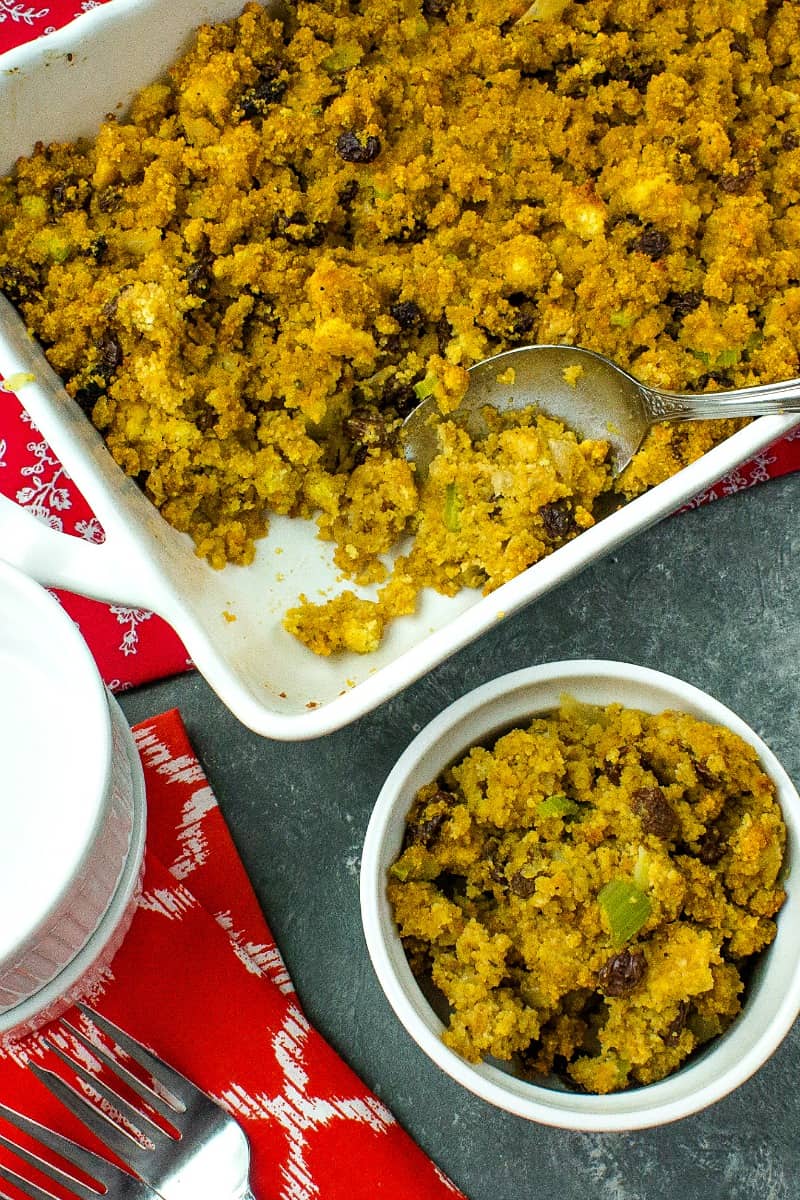 Family Recipe Southern Cornbread Stuffing – Must Love Home