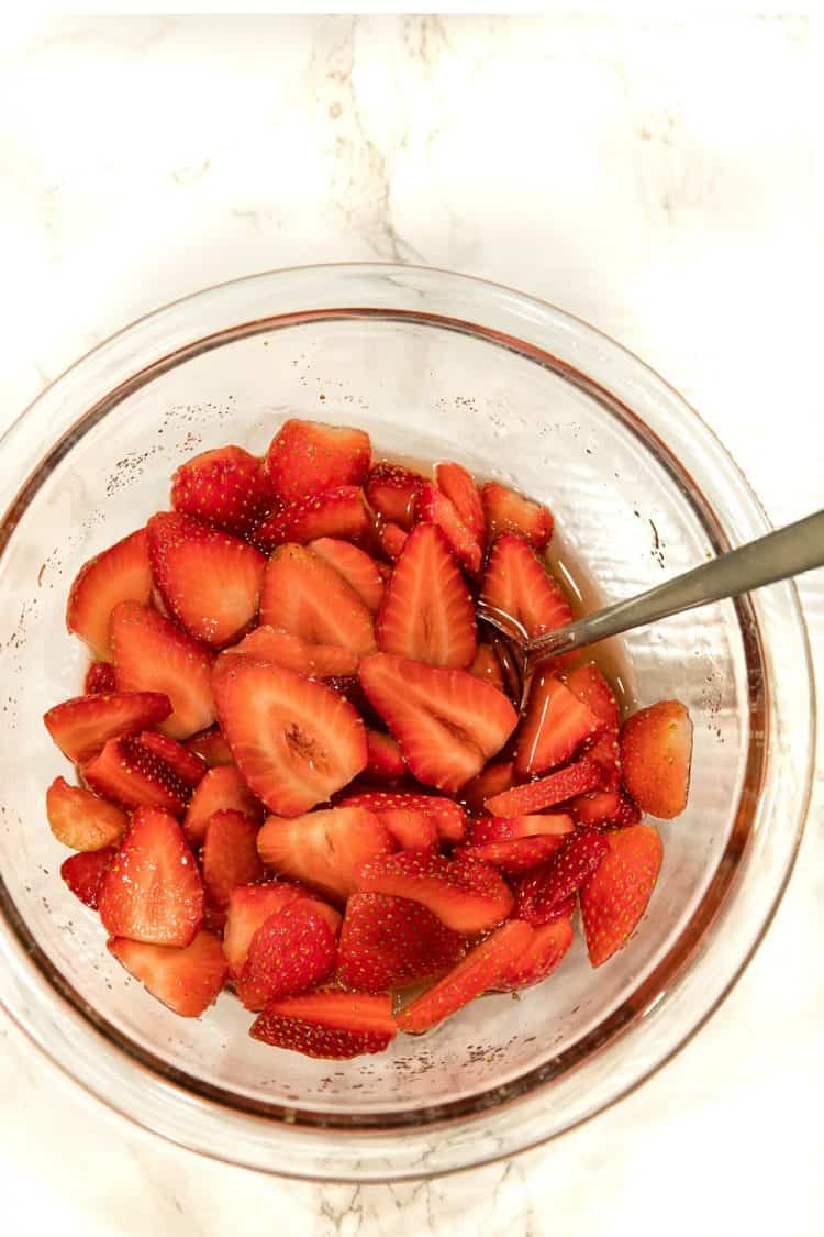 Strawberry Dessert for Two – Must Love Home