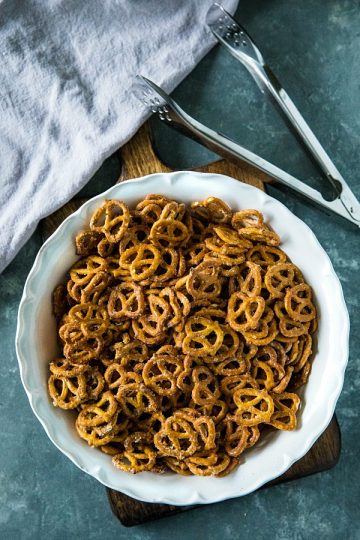 Easy Garlic Ranch Pretzels Recipe