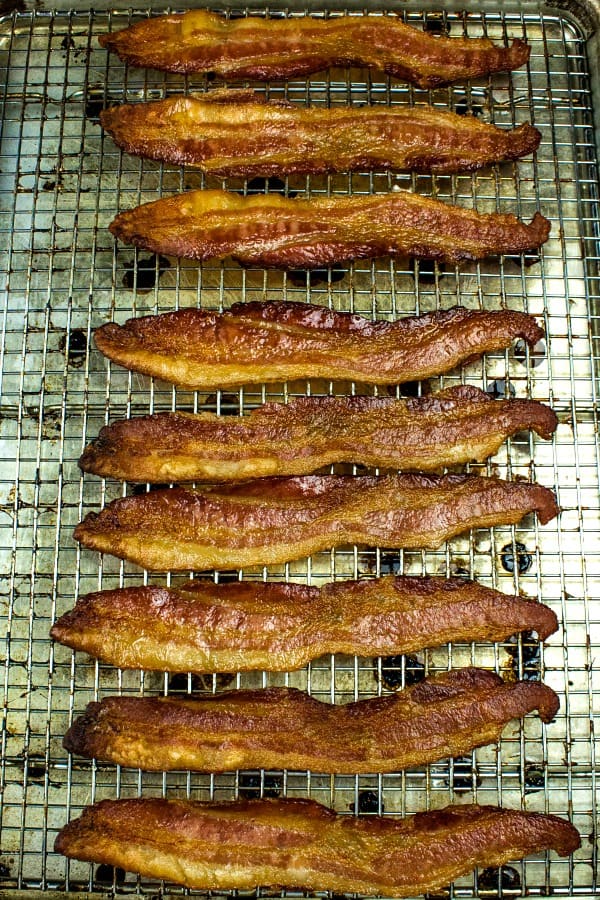 https://www.mustlovehome.com/wp-content/uploads/2020/04/Oven-Baked-Bacon-8a.jpg