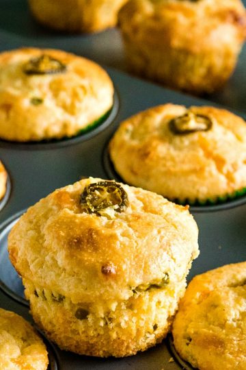 Easy Jiffy Jalapeno Cheddar Cornbread Muffins – Must Love Home
