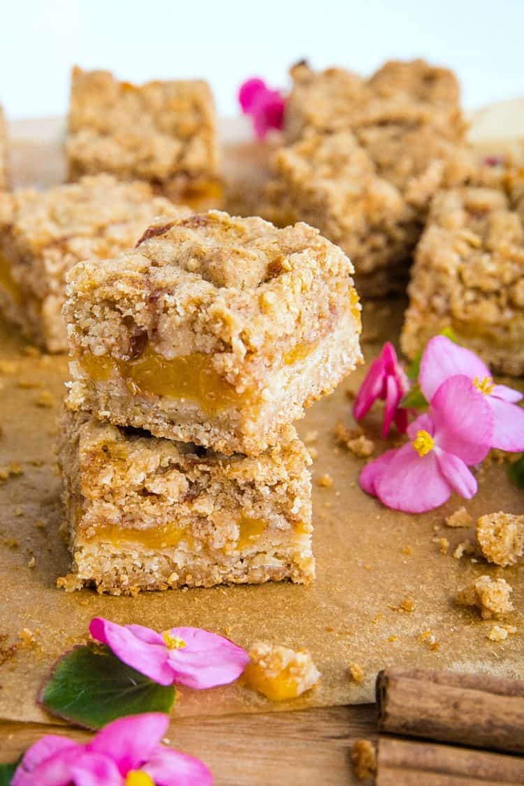 Easy Cinnamon Spice Peach Crumb Bars – Must Love Home