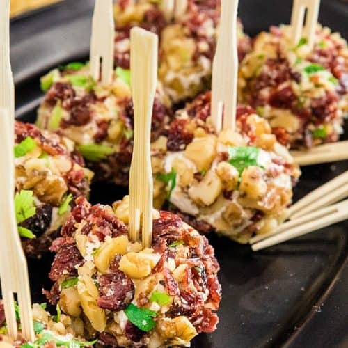 Easy Cranberry Walnut Goat Cheese Balls – Must Love Home